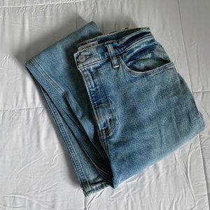 Abercrombie Ultra High Rise 90s Straight Jean
